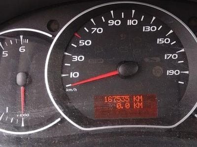 Begagnad Renault Kangoo 103 HK (75 kW) 2010