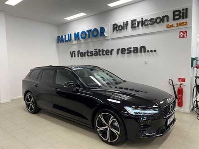 Svart Begagnad 2025 Volvo V60 Ultra Kombi | 579 500 kr