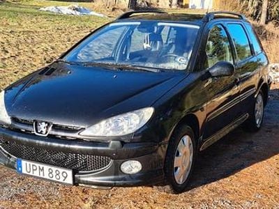 Begagnad Peugeot 206 136 HK (100 kW) 2004 Kombi