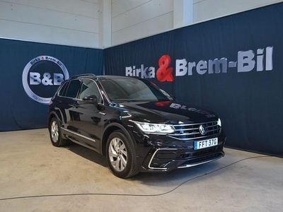 Svart Begagnad 2022 VW Tiguan R-line SUV | 344 900 kr (Lite dyr)