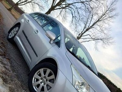 begagnad Toyota Avensis Kombi 2.0 Multidrive S