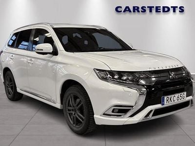 Vit Begagnad 2019 Mitsubishi Outlander SUV | 229 900 kr (Marknadspris)