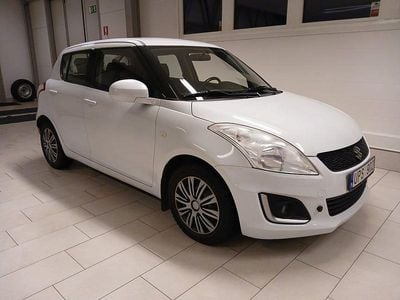 Vit Begagnad 2013 Suzuki Swift Halvkombi | 89 000 kr (Dyr)