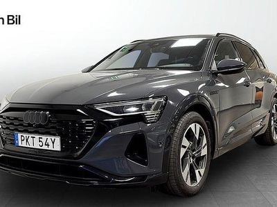 Grå Begagnad 2023 Audi e-tron Proline SUV | 459 000 kr