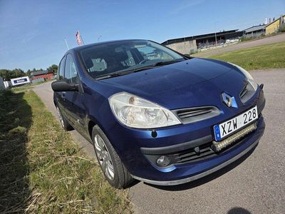 Renault Clio II
