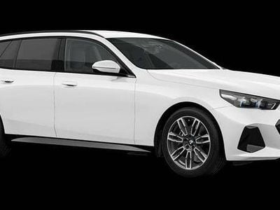 Alpine white Begagnad 2000 BMW i5 M Sport Kombi | 790 200 kr (Marknadspris)