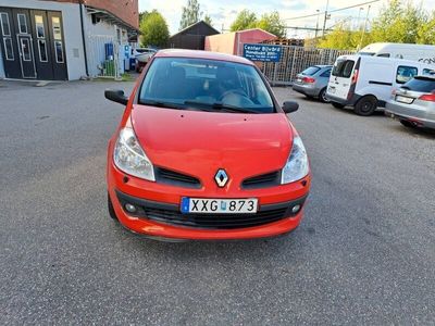 begagnad Renault Clio R.S. 5-dörra Halvkombi 1.2 75hk