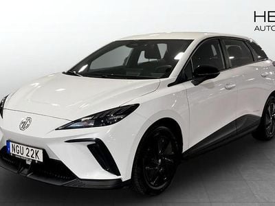 Vit (white) Begagnad 2023 MG MG4 EV Halvkombi | 224 900 kr (Bra pris)
