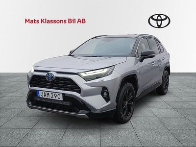 Grå Begagnad 2023 Toyota RAV4 Hybrid Style SUV | 449 000 kr (Dyr)