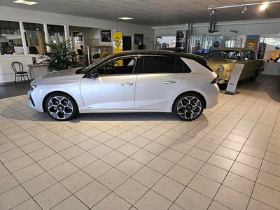 Begagnad Opel Astra Ultimate 132 HK (97 kW) 2023 Grå Halvkombi