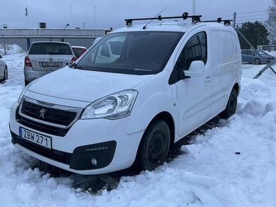 Begagnad 2017 Peugeot Partner Minibuss | 50 000 kr (Superpris)