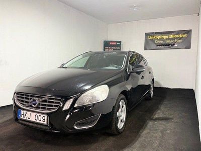 Svart Begagnad 2012 Volvo V60 Momentum Kombi | 74 900 kr