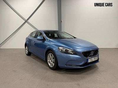 Begagnad Volvo V40 116 HK (85 kW) 2014 Blå Halvkombi