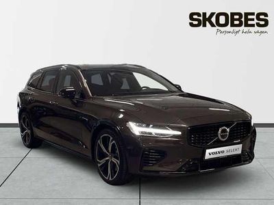 Grå Begagnad 2025 Volvo V60 Plus Kombi | 499 100 kr (Lite dyr)