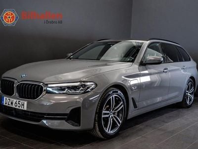 Grå Begagnad 2022 BMW 530 Kombi | 299 000 kr