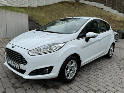 begagnad Ford Fiesta 5-dörrar 1.6 TDCi ECOnetic Titanium Euro 5