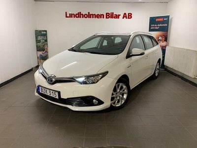 Vit Begagnad 2018 Toyota Auris Touring Sports Active Kombi | 174 900 kr (Marknadspris)