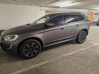 Folierad gunmetal (matt grå) Begagnad 2017 Volvo XC60 SUV | 215 000 kr (Marknadspris)