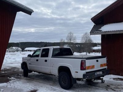 begagnad Chevrolet Silverado 2500 HD Crew Cab 6.6 V8 Duramax 4WD