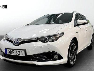 Begagnad Toyota Auris Touring Sports 99 HK (72 kW) 2016 Vit Kombi