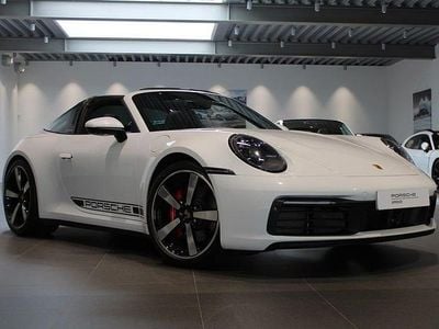 Flerfärgad Begagnad 2021 Porsche 911 Targa 4S Cab | 1 625 000 kr