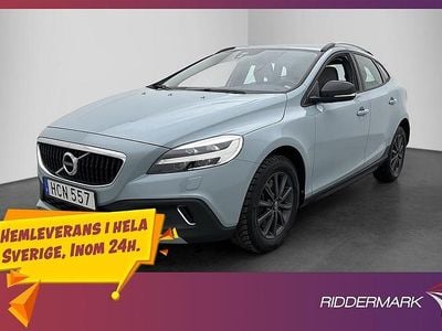 Lblå Begagnad 2017 Volvo V40 CC Momentum Kombi | 169 900 kr (Marknadspris)
