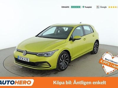 Begagnad VW Golf VIII 151 HK (111 kW) 2020 Gul Halvkombi