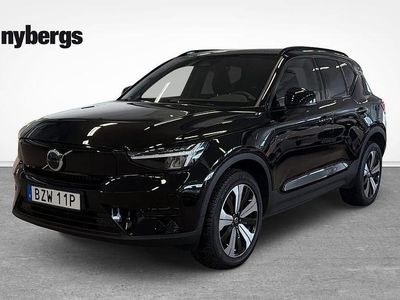 Begagnad Volvo XC40 Core 172 kW (234 HK) 2023 Svart SUV
