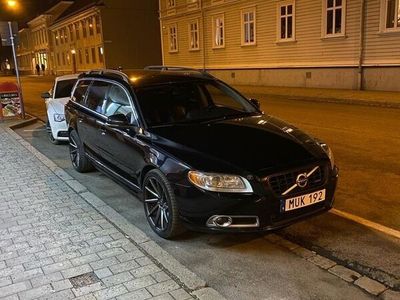 begagnad Volvo V70 D4 Momentum