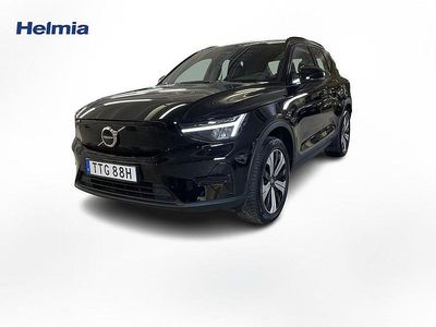 Svart Begagnad 2022 Volvo XC40 Core SUV | 329 900 kr (Marknadspris)