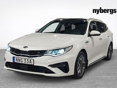 Vit Begagnad 2020 Kia Optima Hybrid Sport Sedan | 192 000 kr (Marknadspris)