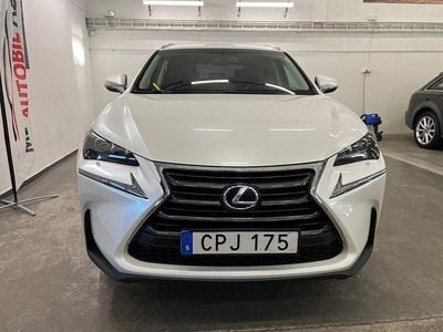 Begagnad Lexus NX300h Business Edition 197 HK (144 kW) 2014 Vit SUV