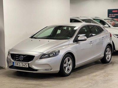 Begagnad Volvo V40 Kinetic 116 HK (85 kW) 2014 Silver Halvkombi