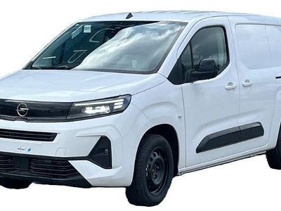 Vit Begagnad 2024 Opel Combo Minibuss | 387 250 kr