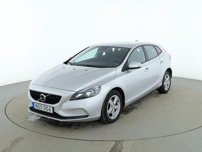 Begagnad Volvo V40 Kinetic 121 HK (88 kW) 2017 Silver Kombi