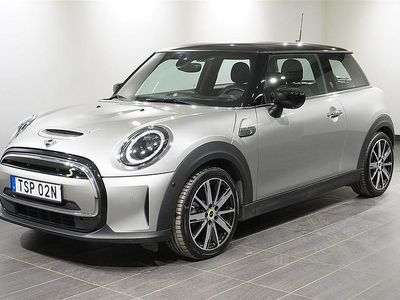 Begagnad Mini Cooper 22 kW (30 HK) 2022 Silver Halvkombi