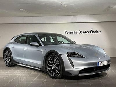 Silver Begagnad 2024 Porsche Taycan Cross Turismo Sedan | 995 000 kr (Dyr)