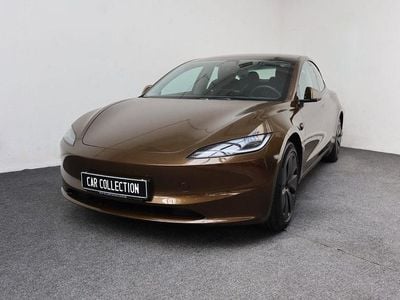 Begagnad Tesla Model 3 Long Range AWD 366 kW (498 HK) 2023 Vit Sedan