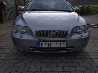 begagnad Volvo V70 D5 Classic, Momentum Euro 4