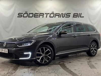 Grå Begagnad 2017 VW Passat GTE Kombi | 189 900 kr (Marknadspris)