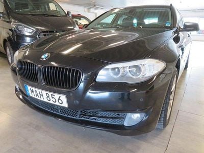 Begagnad BMW 525 218 HK (160 kW) 2012 Svart Kombi