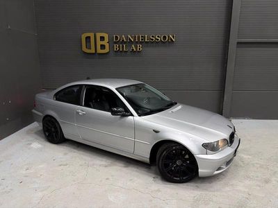 Grå Begagnad 2003 BMW 330 Sportkupé | 89 800 kr