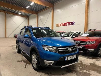 Blå Begagnad 2014 Dacia Sandero Stepway Kombi | 54 900 kr (Marknadspris)
