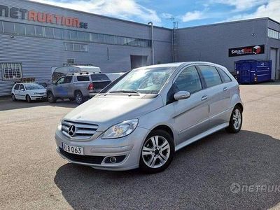 Mercedes B180