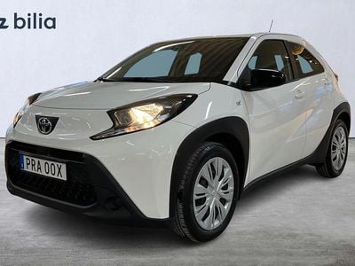 Vit Begagnad 2023 Toyota Aygo X Play SUV | 149 900 kr (Bra pris)