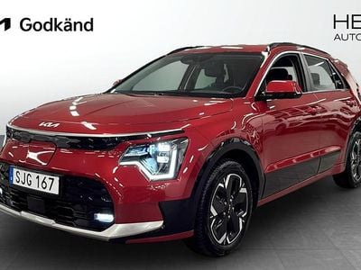 Röd Begagnad 2022 Kia Niro SUV | 309 900 kr (Marknadspris)