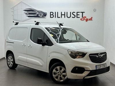 Begagnad Opel Combo 102 HK (75 kW) 2022 Vit Van