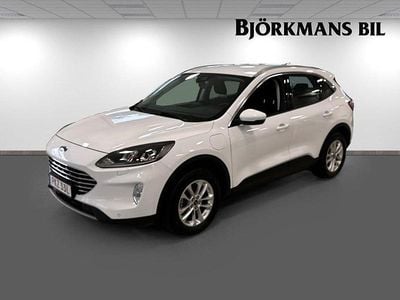Vit Begagnad 2021 Ford Kuga SUV | 189 900 kr (Marknadspris)