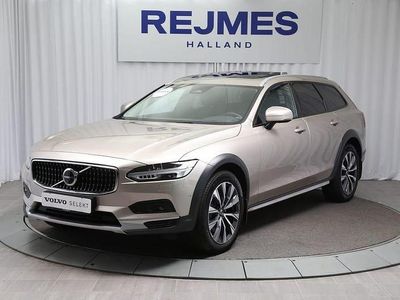 Ljusgrå Begagnad 2022 Volvo V90 CC Ultimate Kombi | 459 500 kr (Marknadspris)