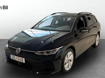 Svart Begagnad 2024 VW Golf VIII Edition Kombi | 309 800 kr (Lite dyr)